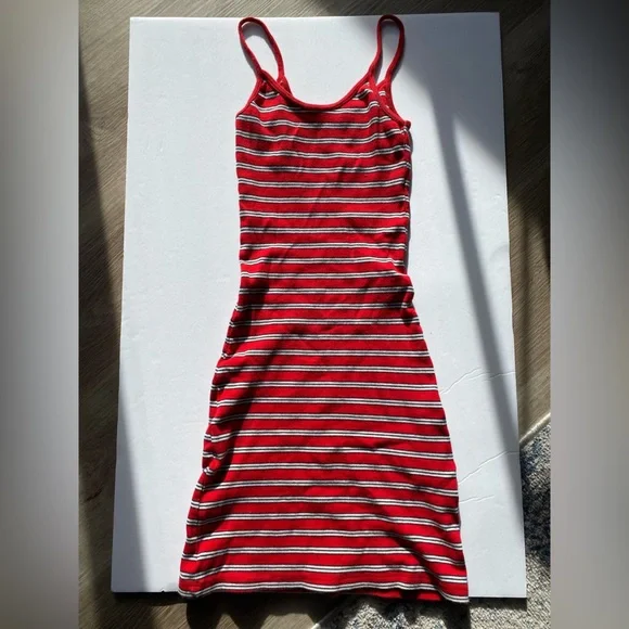 open lace back dress Brandy Melville Usa-Arianna Plaid Dress main image 0
